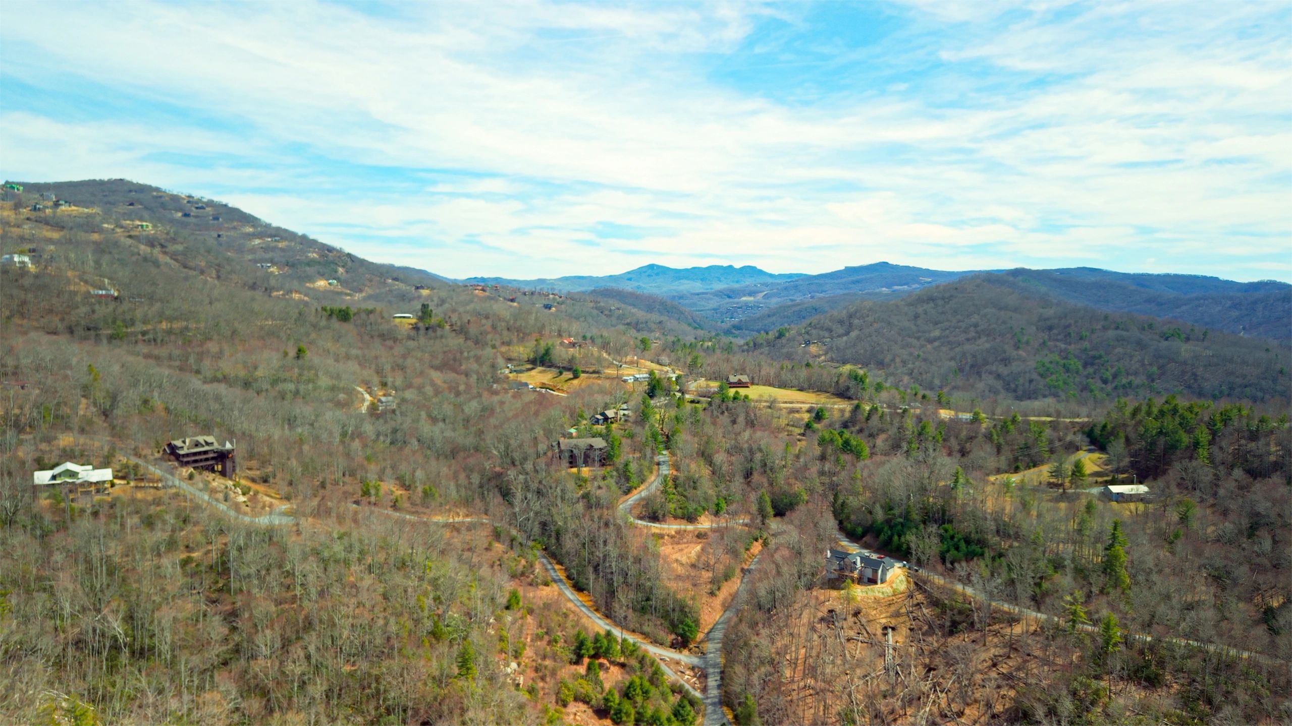 Scenic road trip view in Middle Tennessee near Franklin and Brentwood vacation rentals